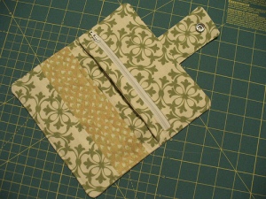 Confessions of a Fabricaholic - Wallet